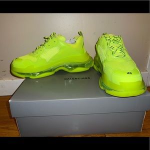 Balenciaga Triple S Neon/Yellow size 46 euro size 13 US
